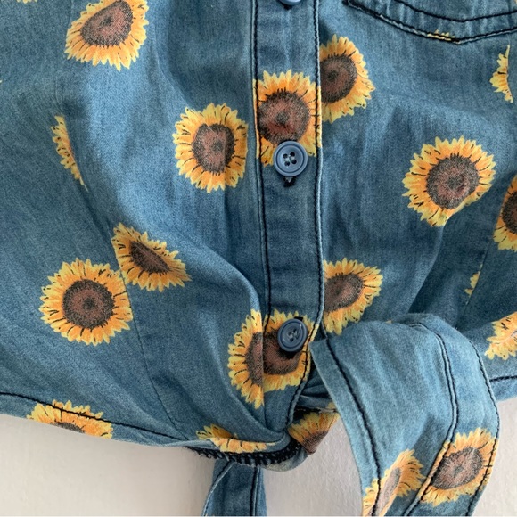 Denim Sunflower Top - Picture 4 of 6